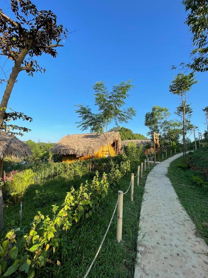 Om Tara Retreat Yen Bai Exterior foto
